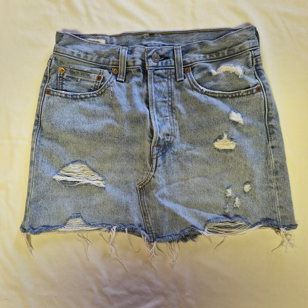 Levis Premium Deconstructed Denim Mini Skirt Distressed Size 28 Raw Hem